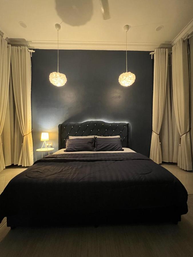 Majestic Homestay - Pasir Puteh Exterior photo