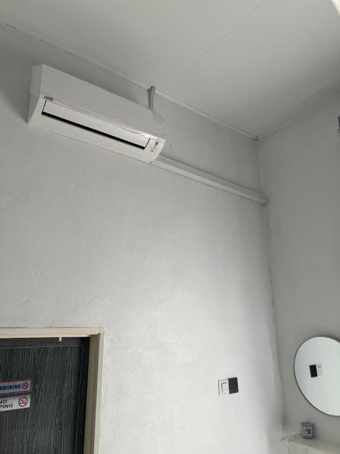 Majestic Homestay - Pasir Puteh Exterior photo